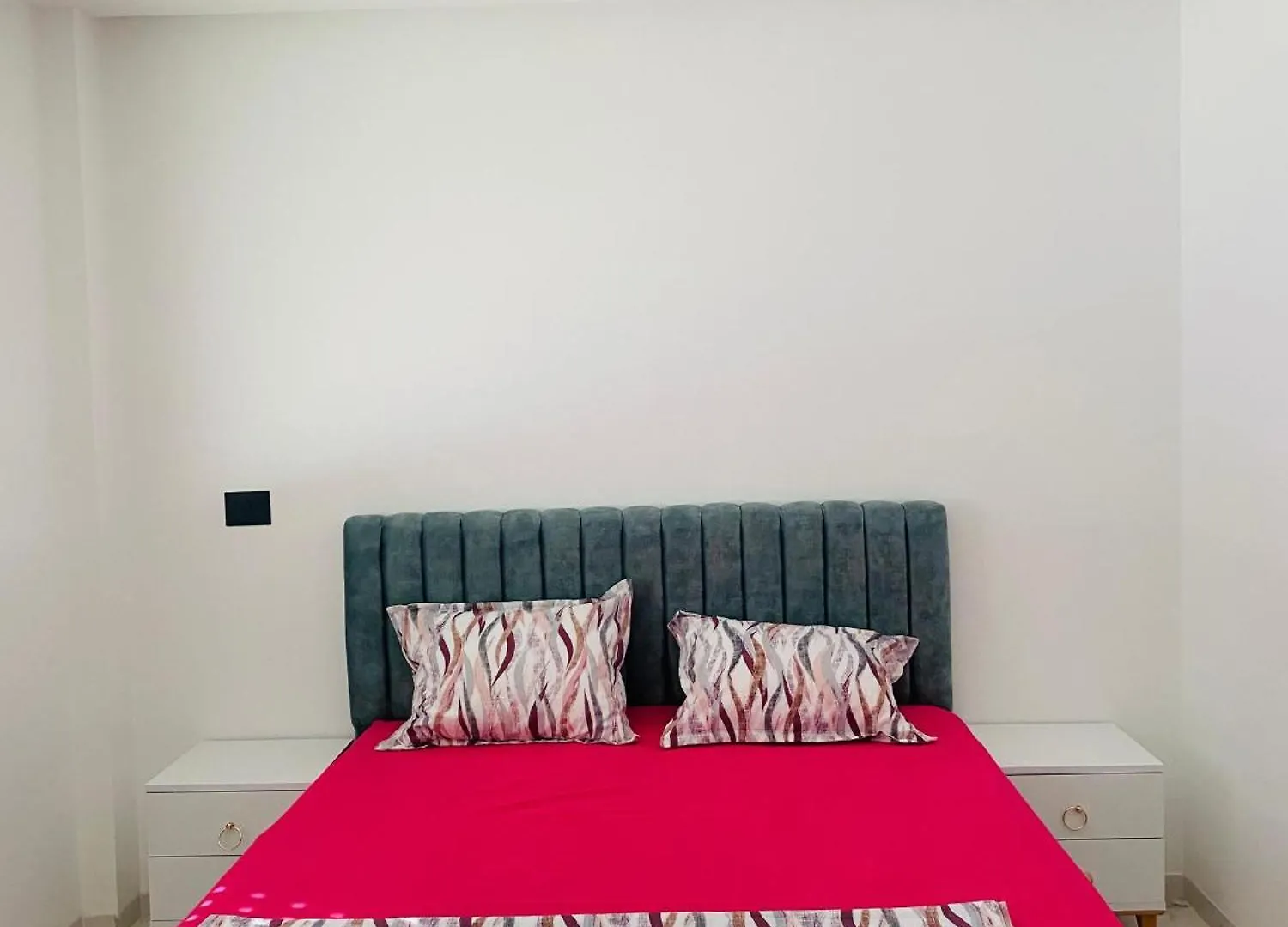 Cite El Wahat Jawharet Kram Apartment Tunis Tunisia